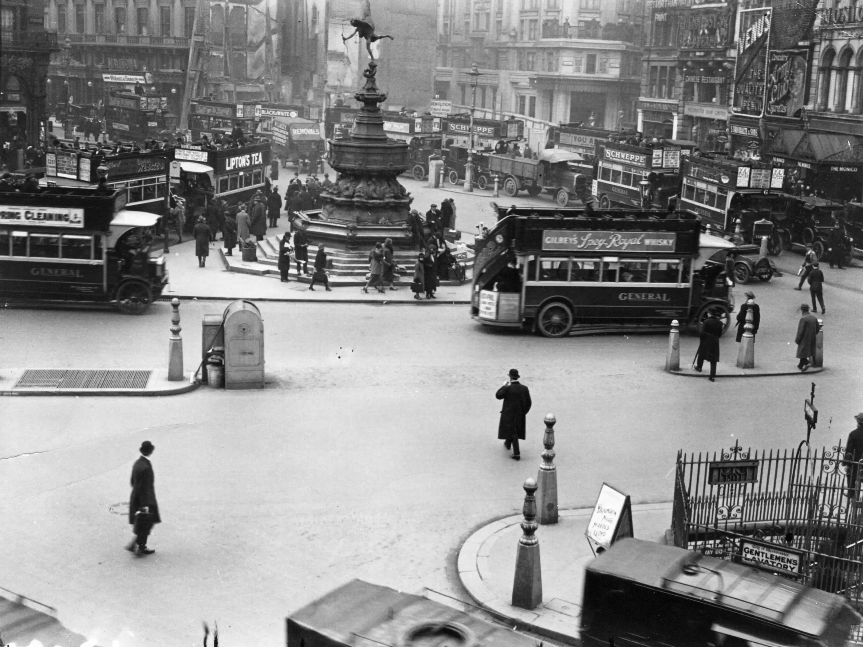 picaddilly circus
