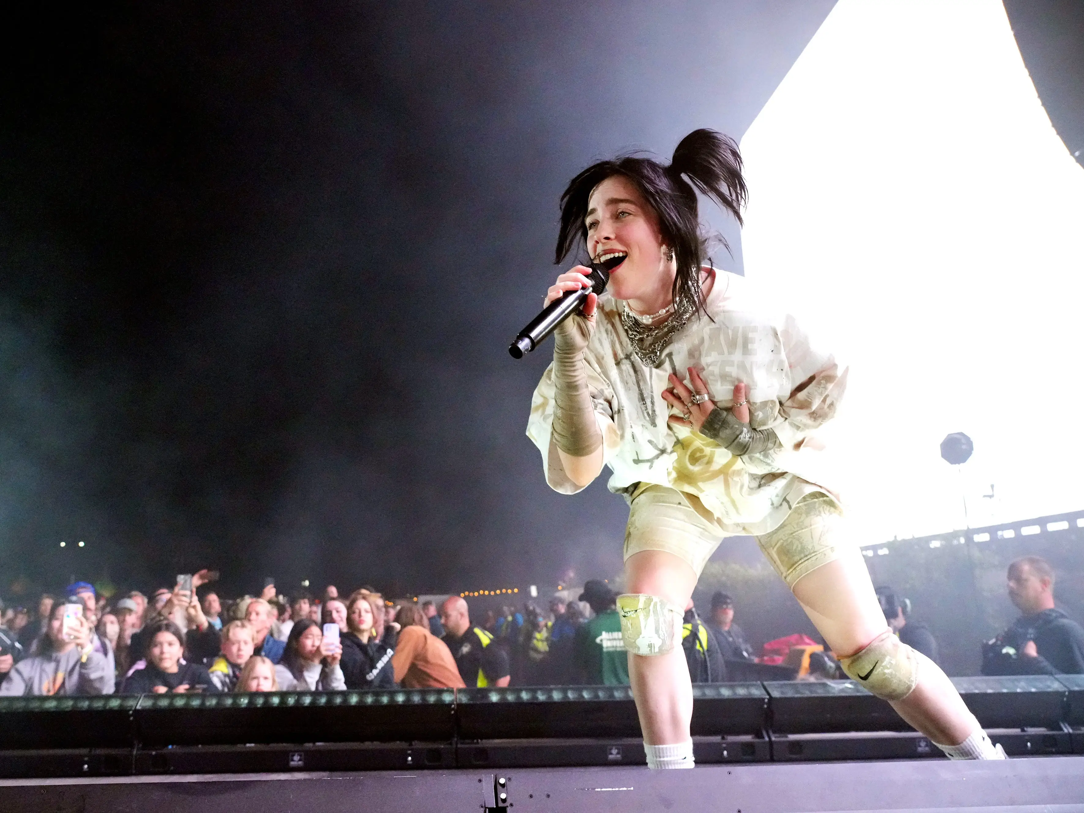 billie eilish coachella 2022