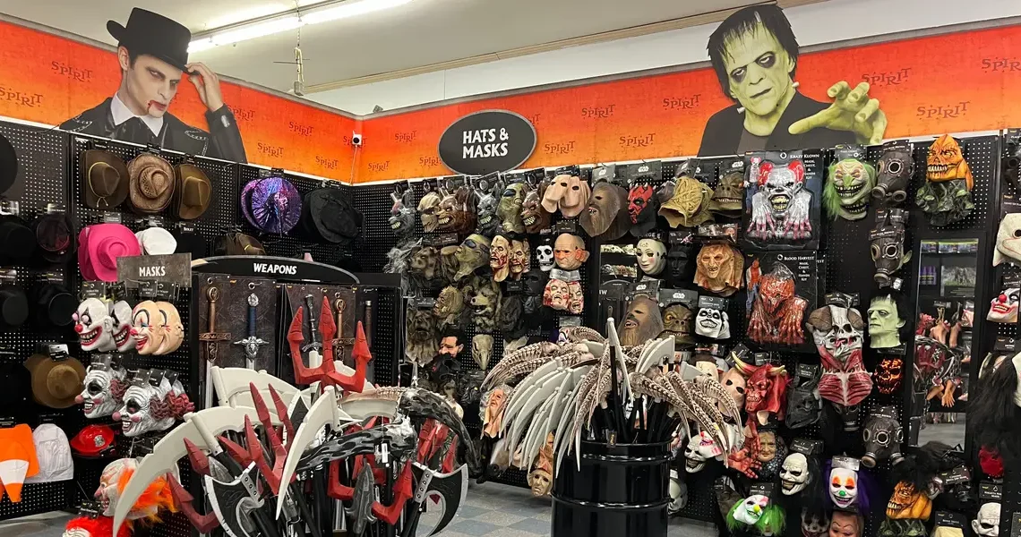 I worked at Spirit Halloween for 3 years. Here are 9 mistakes I saw customers make when shopping for costumes and decor.