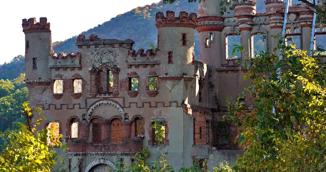 I visited an abandoned castle on a New York island that’s only accessible by boat. It was hauntingly beautiful.