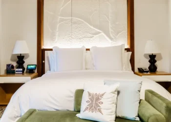 I stayed at a 5-star Four Seasons hotel in Jackson Hole, Wyoming. My $1,000-a-night room felt like a skier’s sanctuary.