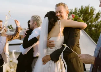 I’ve photographed weddings for over a decade. Here are 4 of the biggest mistakes I see couples make.