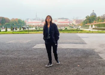 I spent a week alone in Europe and learned 9 lessons about solo travel