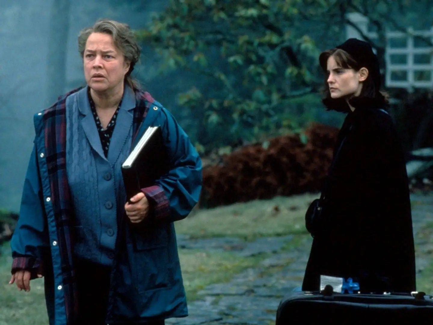 kathy bates and jennifer jason leigh in dolores claiborne