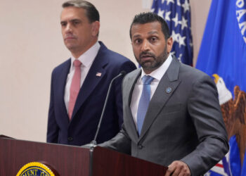 DOJ investigation into ex-FBI officials was viewed as witch hunt, agent says