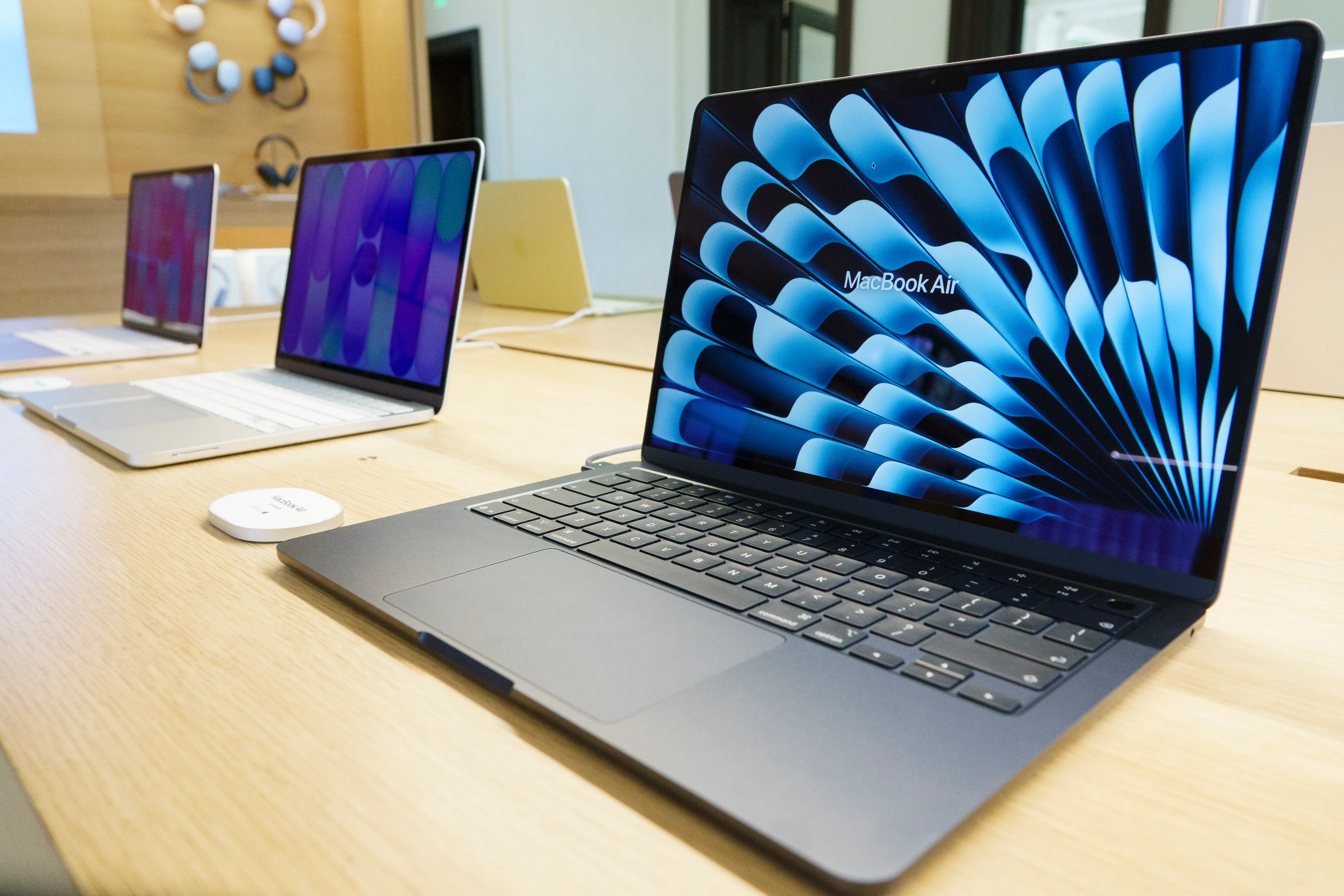 Apple MacBook