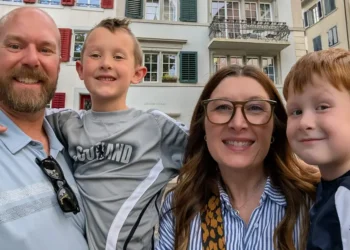 Business class seemed out of reach for my family of 4 — until we found an easier way to find the right deals