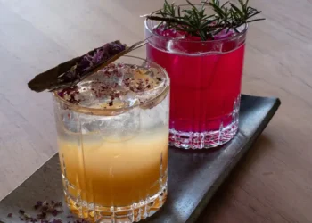 5 drinks that are in this fall and 5 that are out, according to bartenders