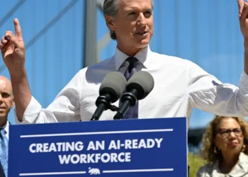 Where every US governor stands on AI and the data-center boom