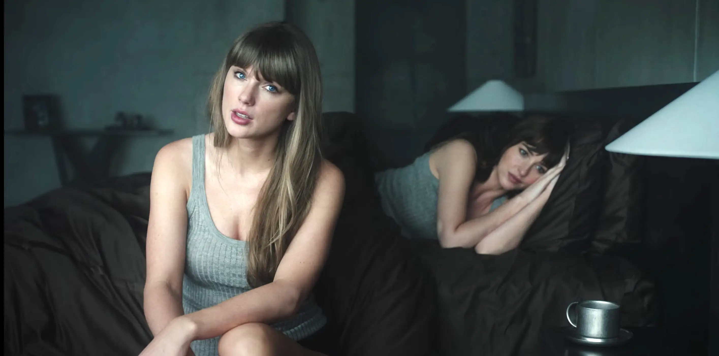 Taylor Swift and Dakota Johnson in the