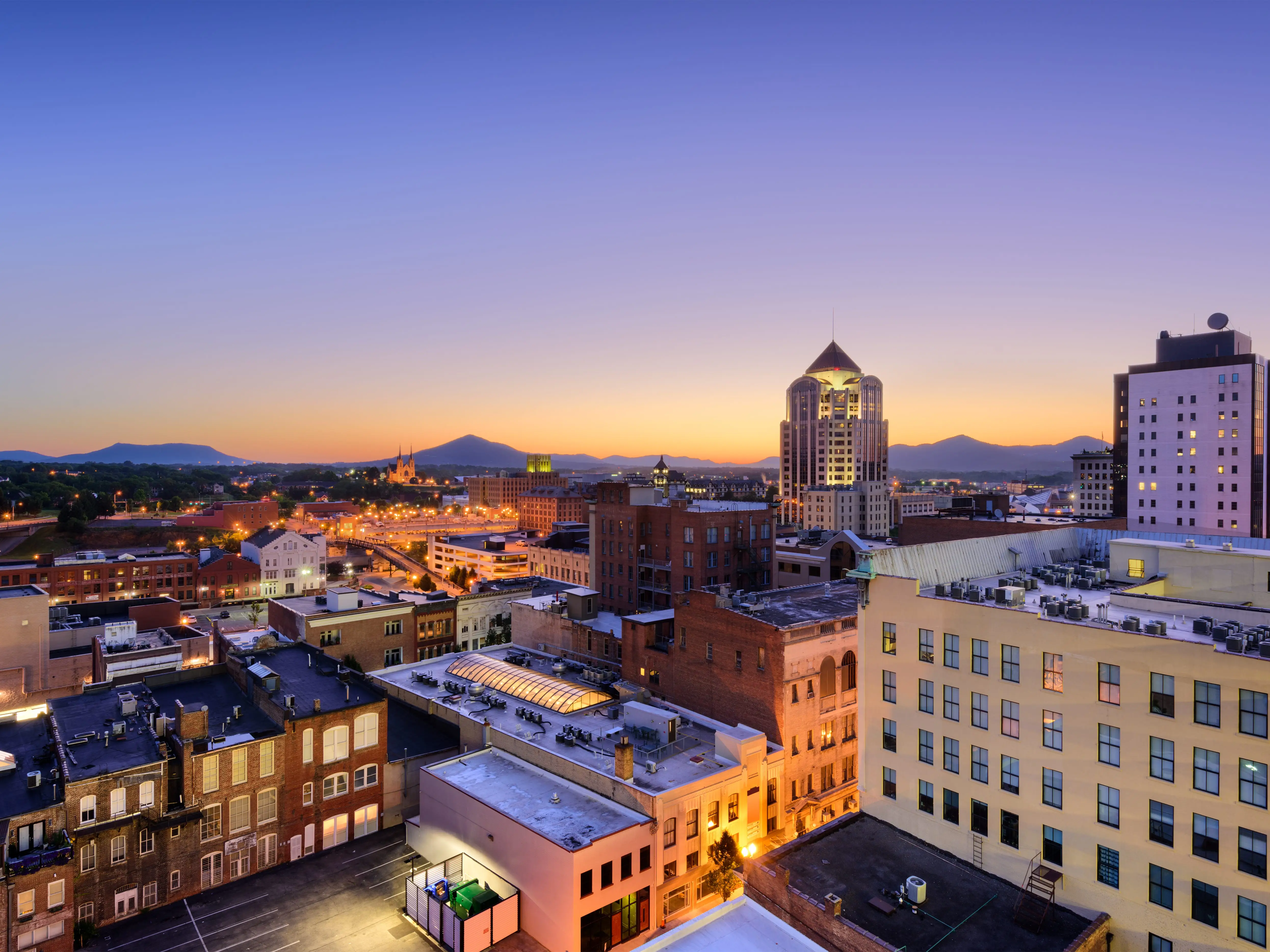 Roanoke, Virginia, USA downtown skyline.
