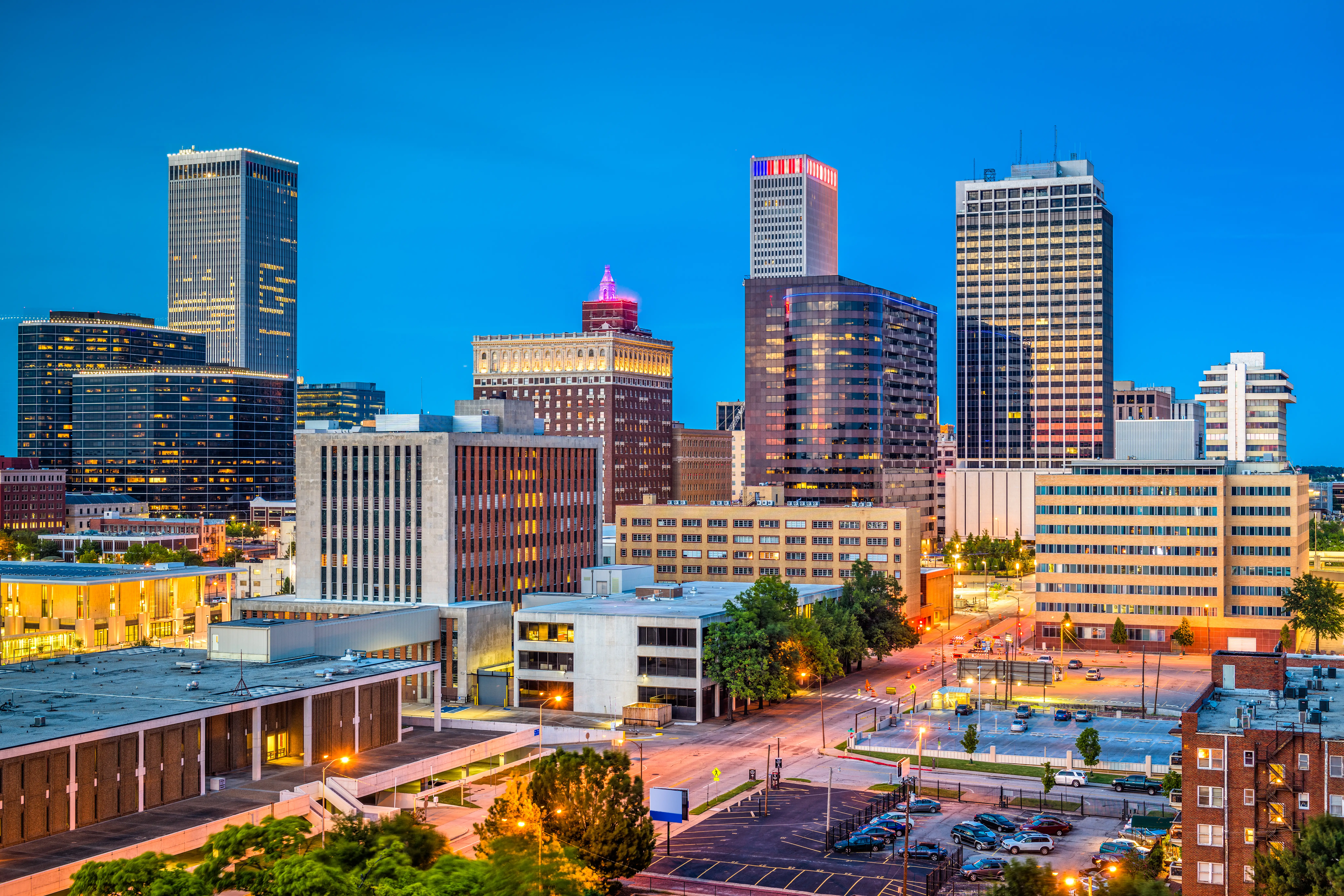 Tulsa, Oklahoma, USA downtown city skyline at twilight.