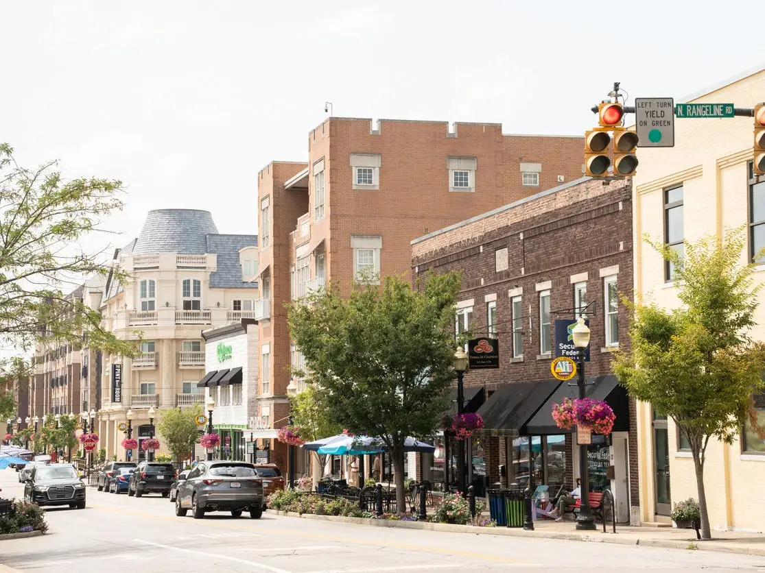 Carmel, Indiana - July 25, 2024: Street scene from midwest suburban city of Carmel Indiana along the Monon Trail near the Arts and Design District.
