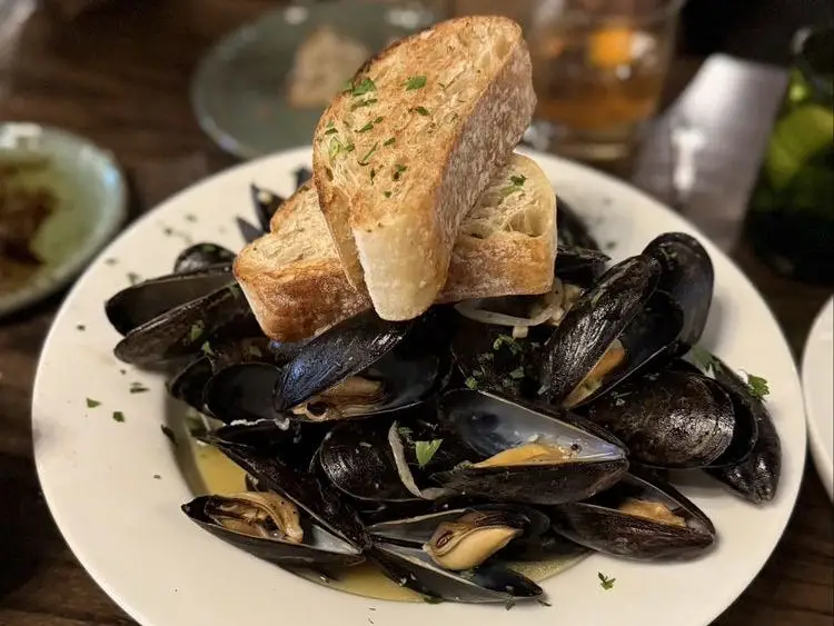 Gianni & Mac's Ristorante