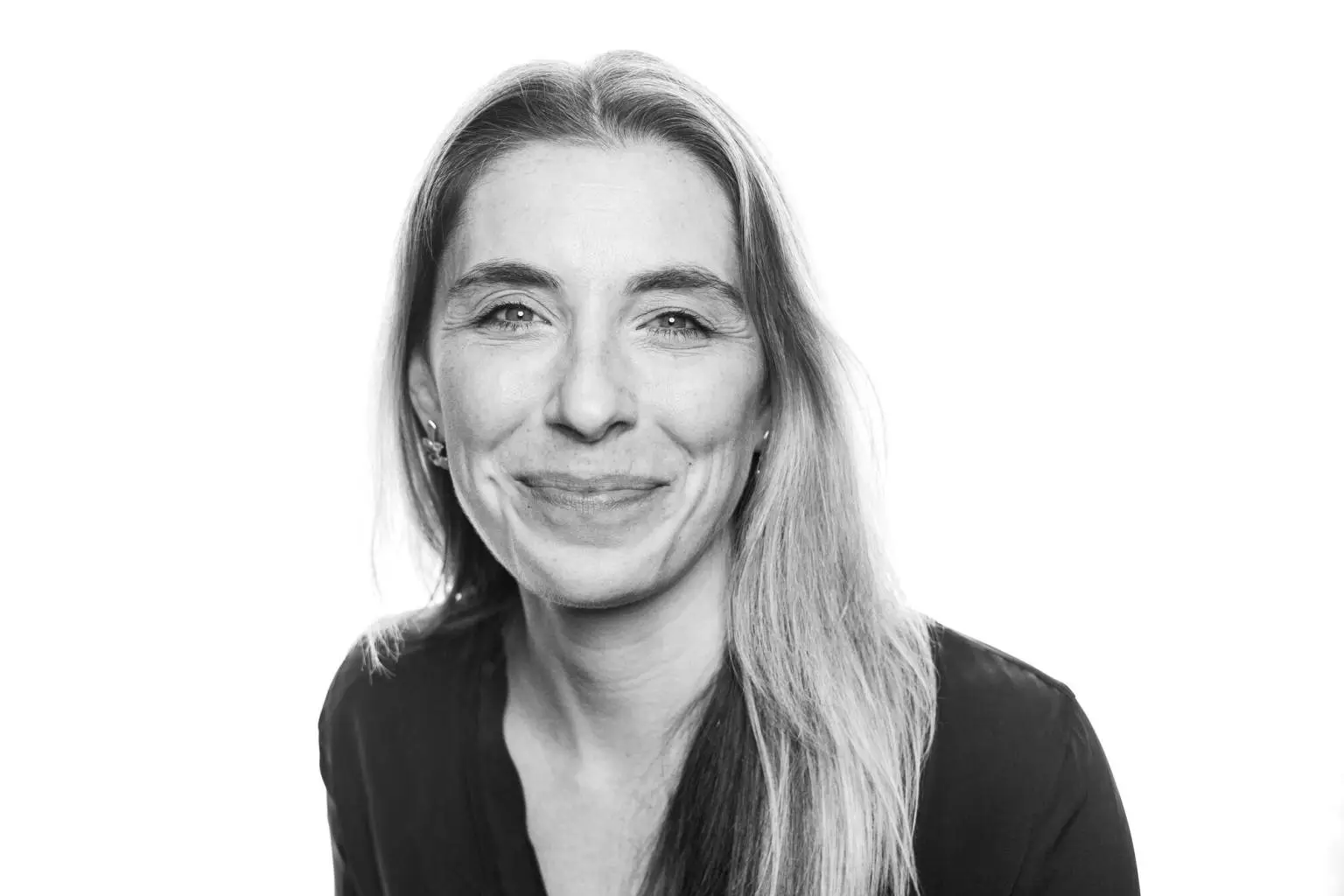 Alison Donnally headshot.