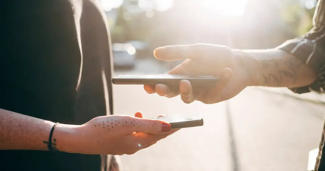 Silicon Valley founders’ hottest funding source: the Bank of Best Friends