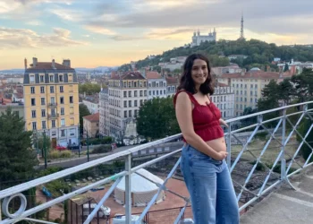 I’m an American who’s pregnant in France. It’s been great in some ways, but there are times I wish I were back home.