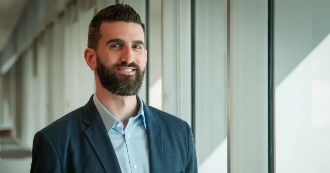 This CEO wants to challenge Tesla’s charging dominance. He’s teaching dealerships how to make the EV pitch.