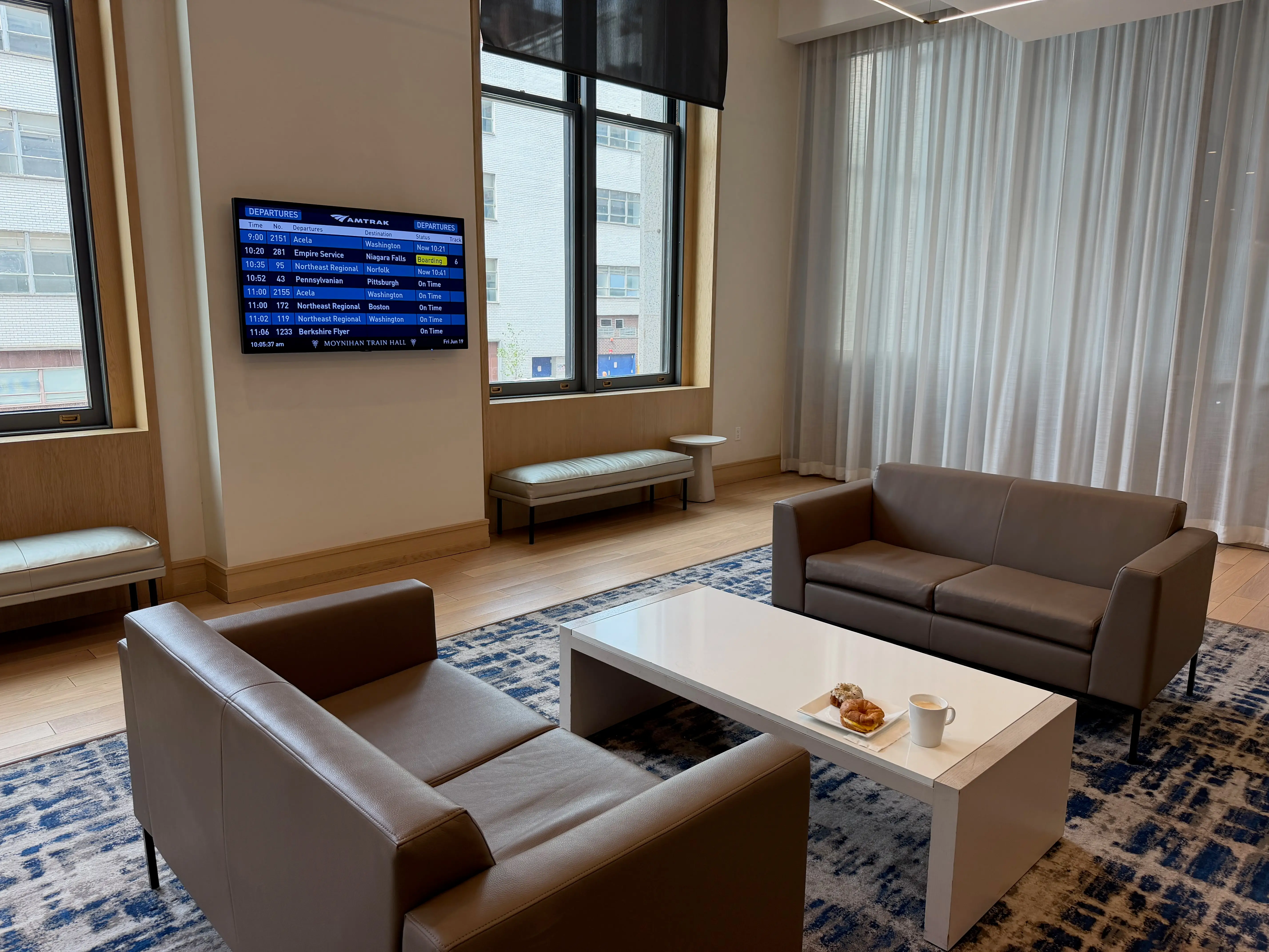 View inside Amtrak Metropolitan Lounge in New York Penn Station