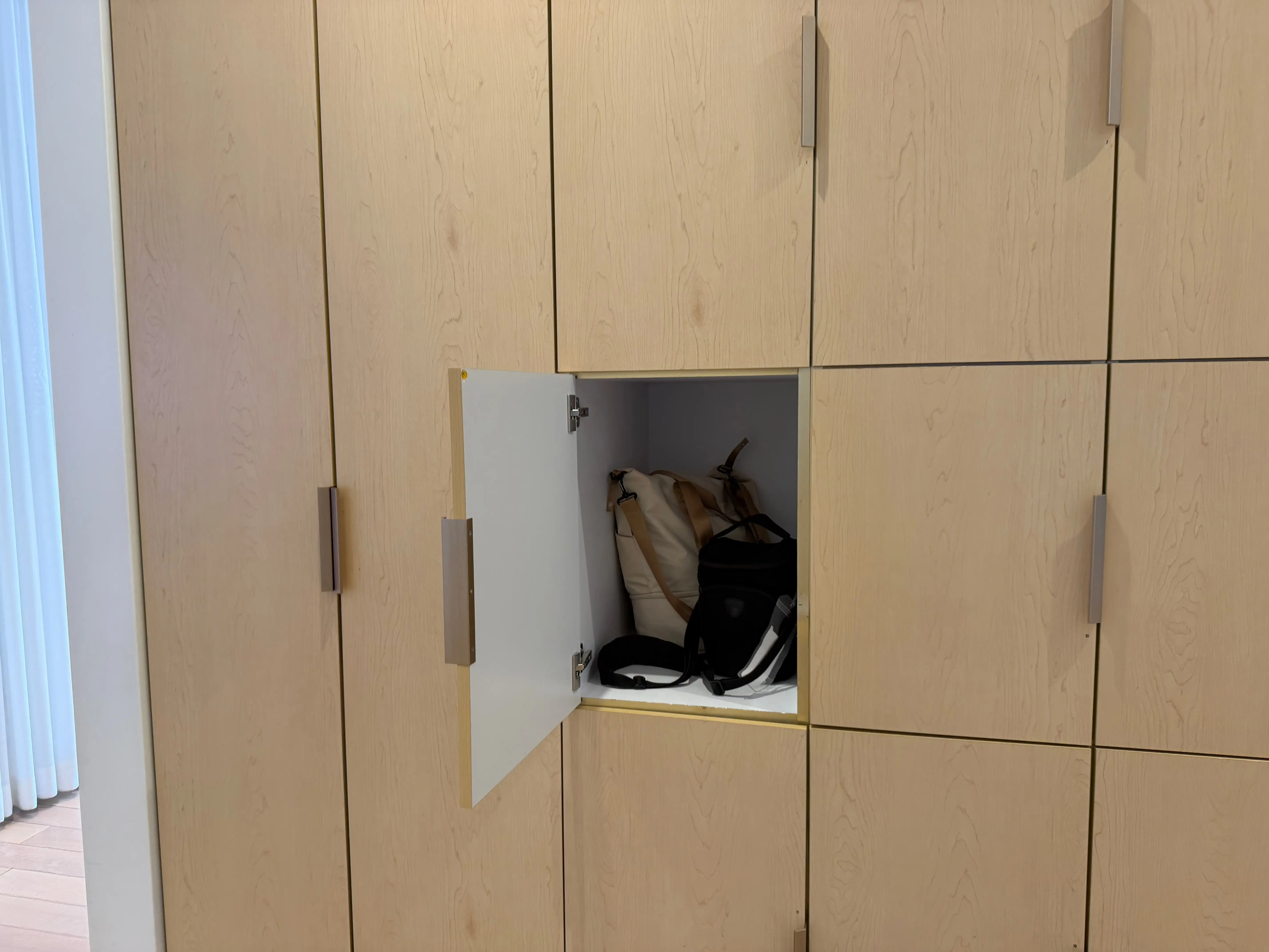Lockers in Amtrak Metropolitan Lounge in New York Union Station