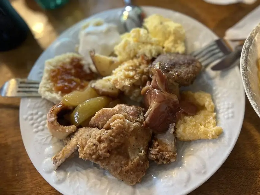 Monell's Dining & Catering