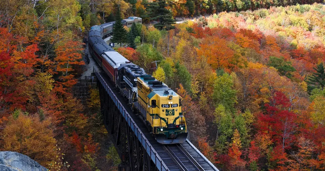 7 things passengers should never do on a train, according to an etiquette coach
