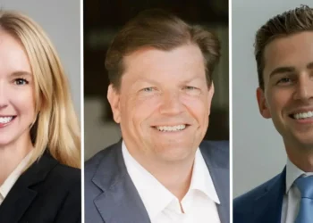 Goldman Sachs had its largest class of new private wealth advisors ever, even as AI can do more of the job