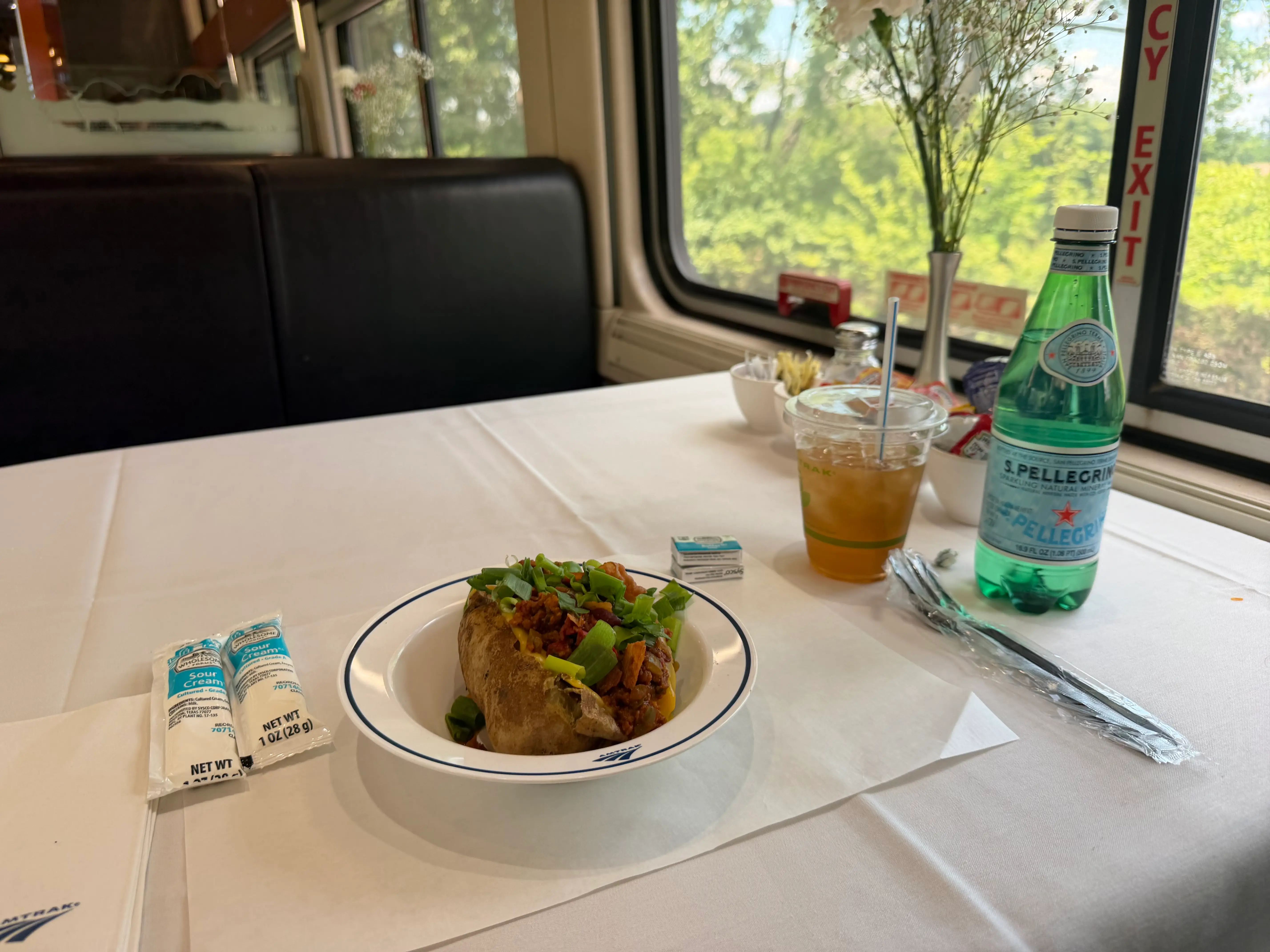 Amtrak lunch on first class dining