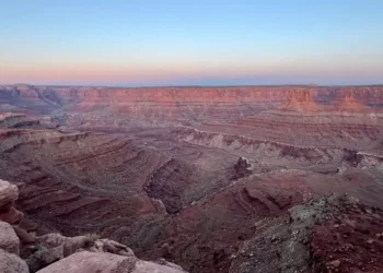 I live in Utah and think these 5 underrated outdoor spots rival the ‘Mighty 5’ national parks