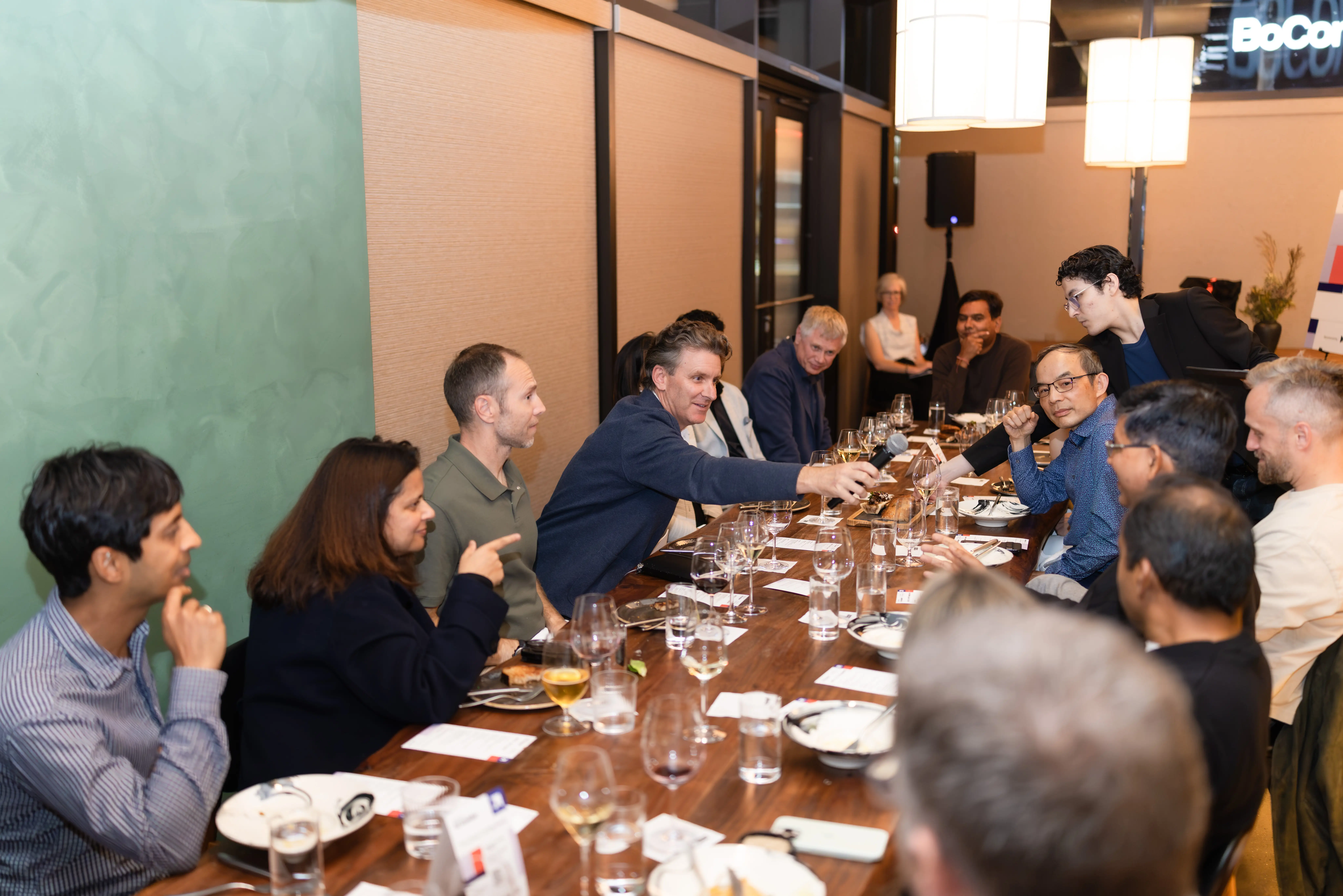 Conversation at AI Insider's dinner roundtable in San Francisco