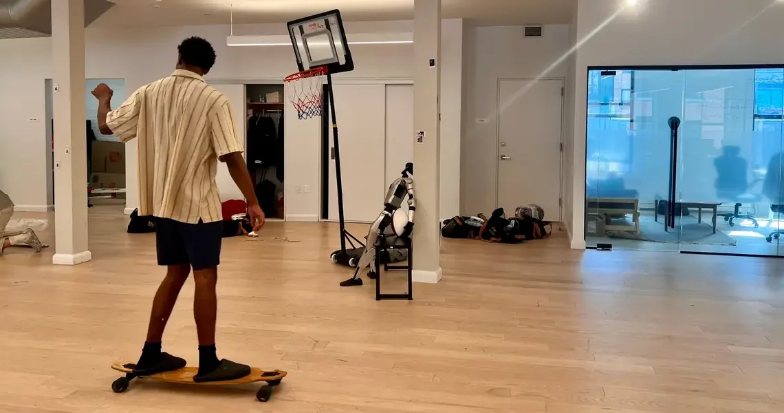 I visited a coworking space where startup founders with tiny teams pay $9K a month to be around each other