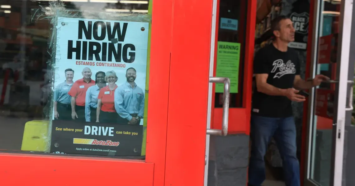 Retail’s holiday hiring push is shaping up to be worse than last year’s disappointing run