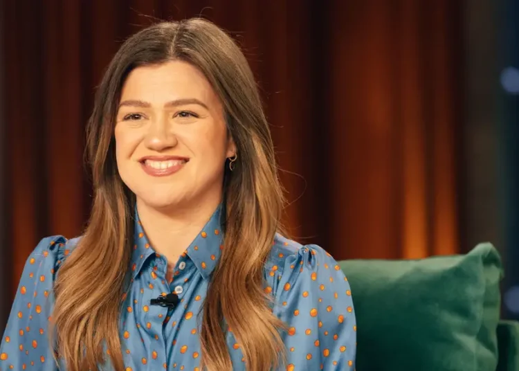 The small business drama involving Kelly Clarkson, a Brooklyn toy store, and an animatronic bird