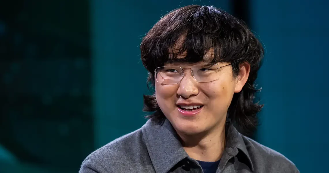 What Alexandr Wang says he learned from Mark Zuckberg’s ‘really long’ WhatsApp DMs