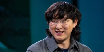 What Alexandr Wang says he learned from Mark Zuckberg’s ‘really long’ WhatsApp DMs