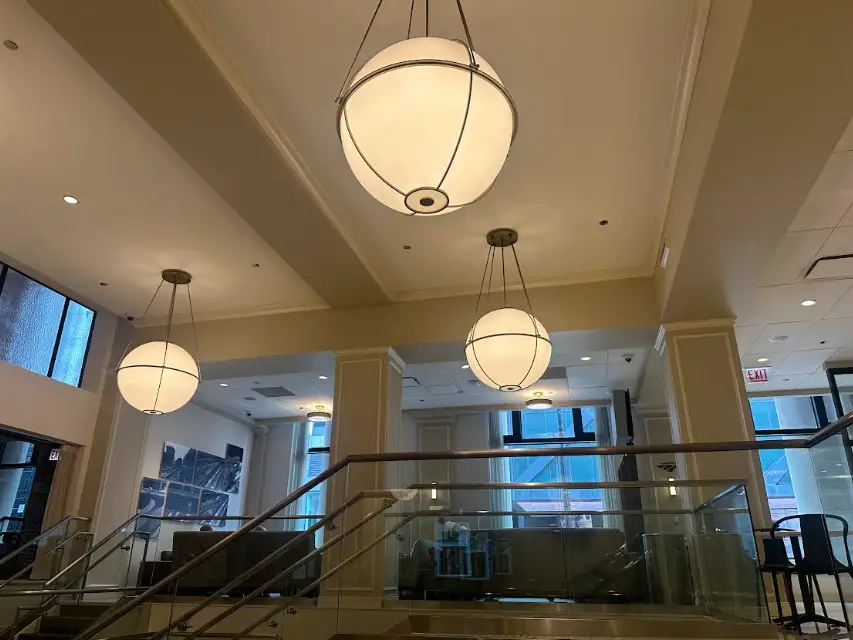 The Amtrak lounge in a Chicago train station.