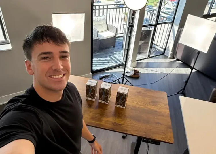 A 23-year-old made his first $3 selling sweatshirts on TikTok. 2 years later, he’s earning 6 figures as an affiliate.
