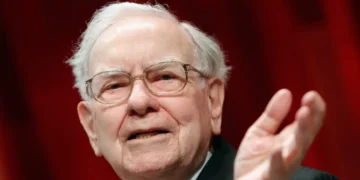 Why Berkshire Hathaway is betting nearly $1 billion on Bending Spoons