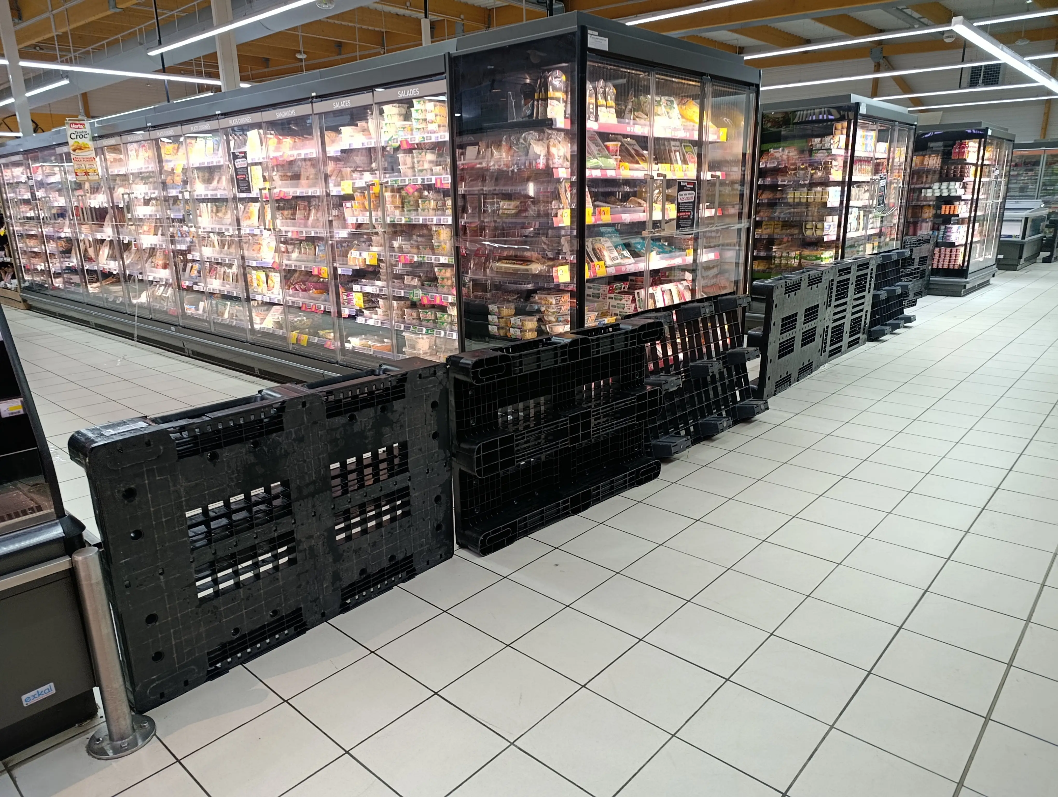 Fresh-food sections