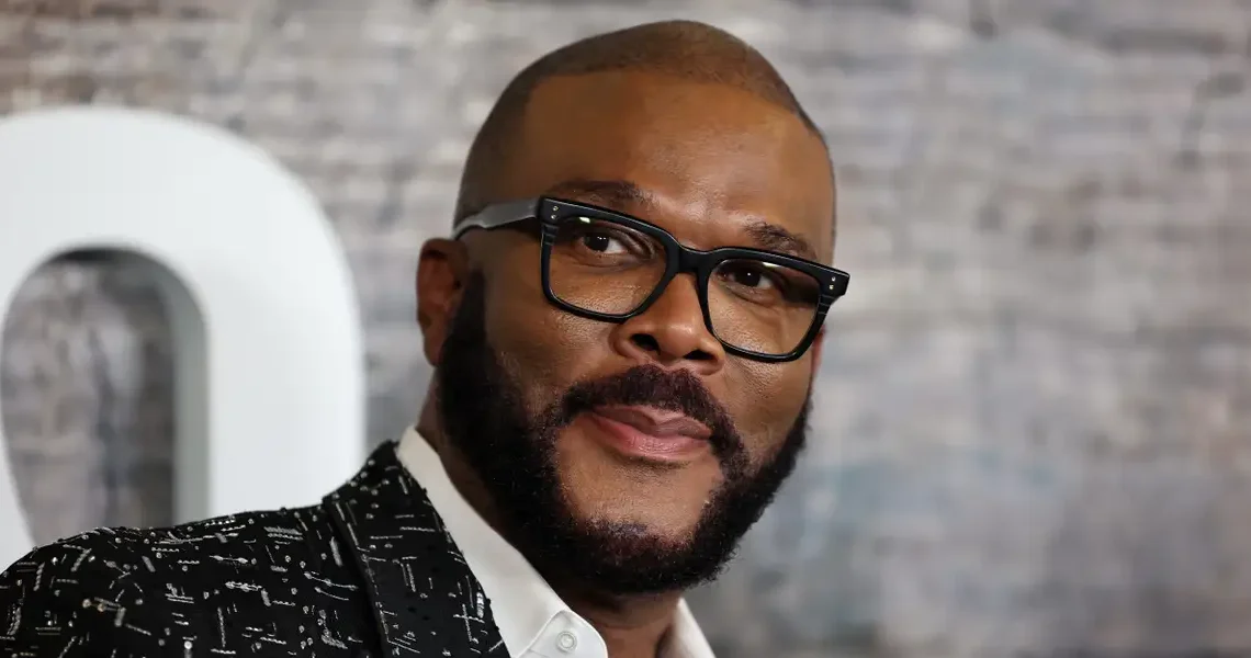 How Hollywood mogul Tyler Perry makes and spends his $1.4 billion fortune