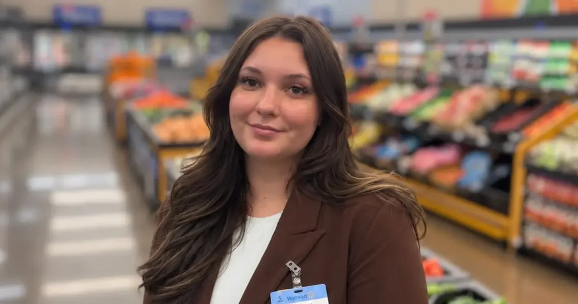 I’m a Walmart store manager at 23. I worked hard to get this life and started as a cashier — here’s my career journey.