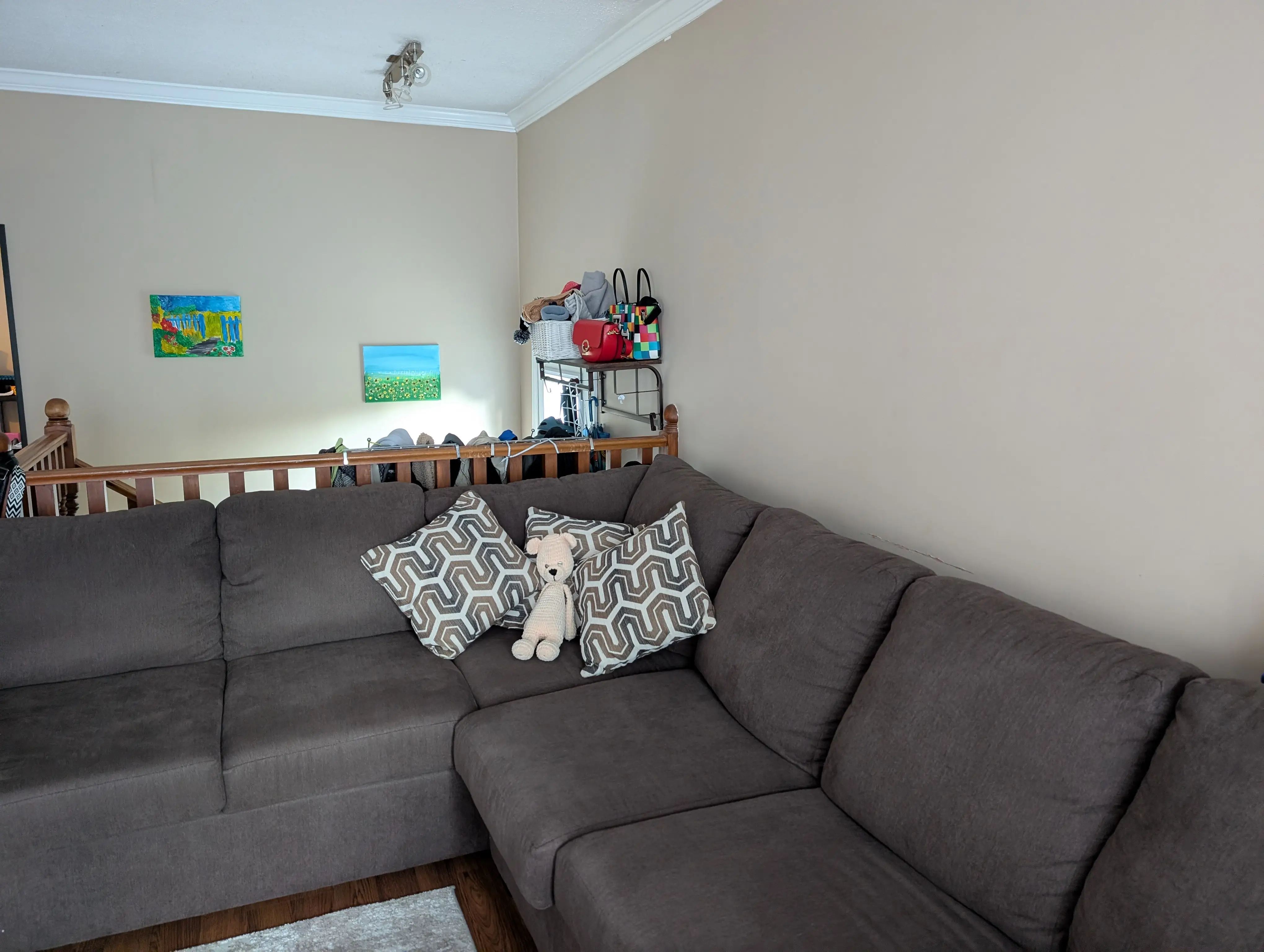 Gray sectional co