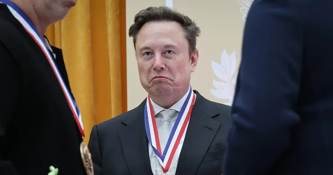Tesla’s new flying Roadster did exactly what Elon Musk said it would in a post 8 years ago