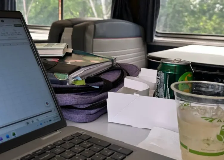 I spent a 4-day Amtrak trip working remotely so I wouldn’t waste any PTO. I underestimated how difficult it would be.