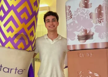 I posted a ‘Legally Blonde’-inspired TikTok to capture a CEO’s attention. It got me an internship that turned into a full-time job.