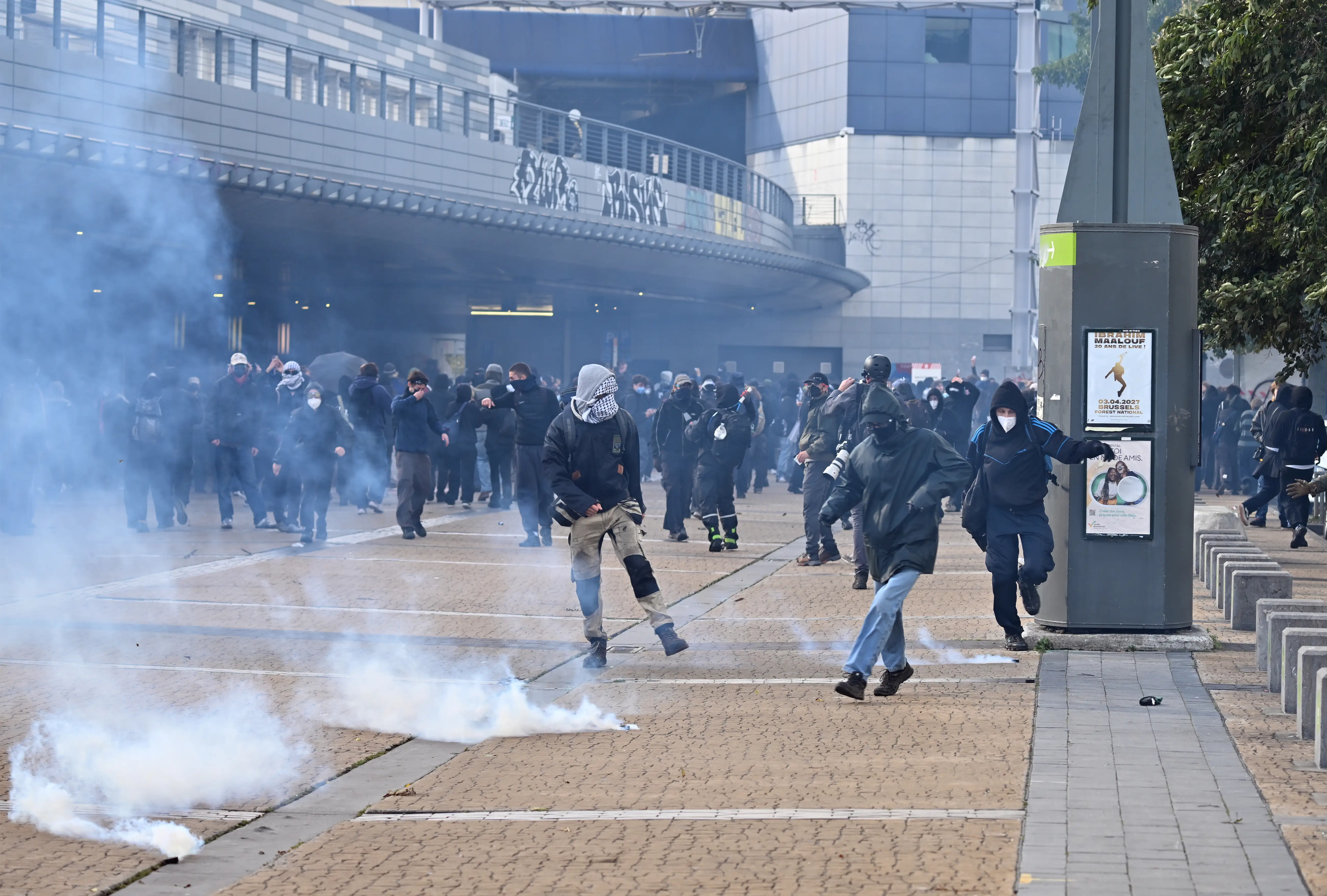 BRUSSELS, BELGIUM - OCTOBER 17: Hundreds of young people protest against education reforms and budget cuts in Brussels, Belgium, on October 17, 2026. Police intervene using tear gas and water cannons against the protesters. (Photo by Dursun Aydemir/Anadolu via Getty Images)