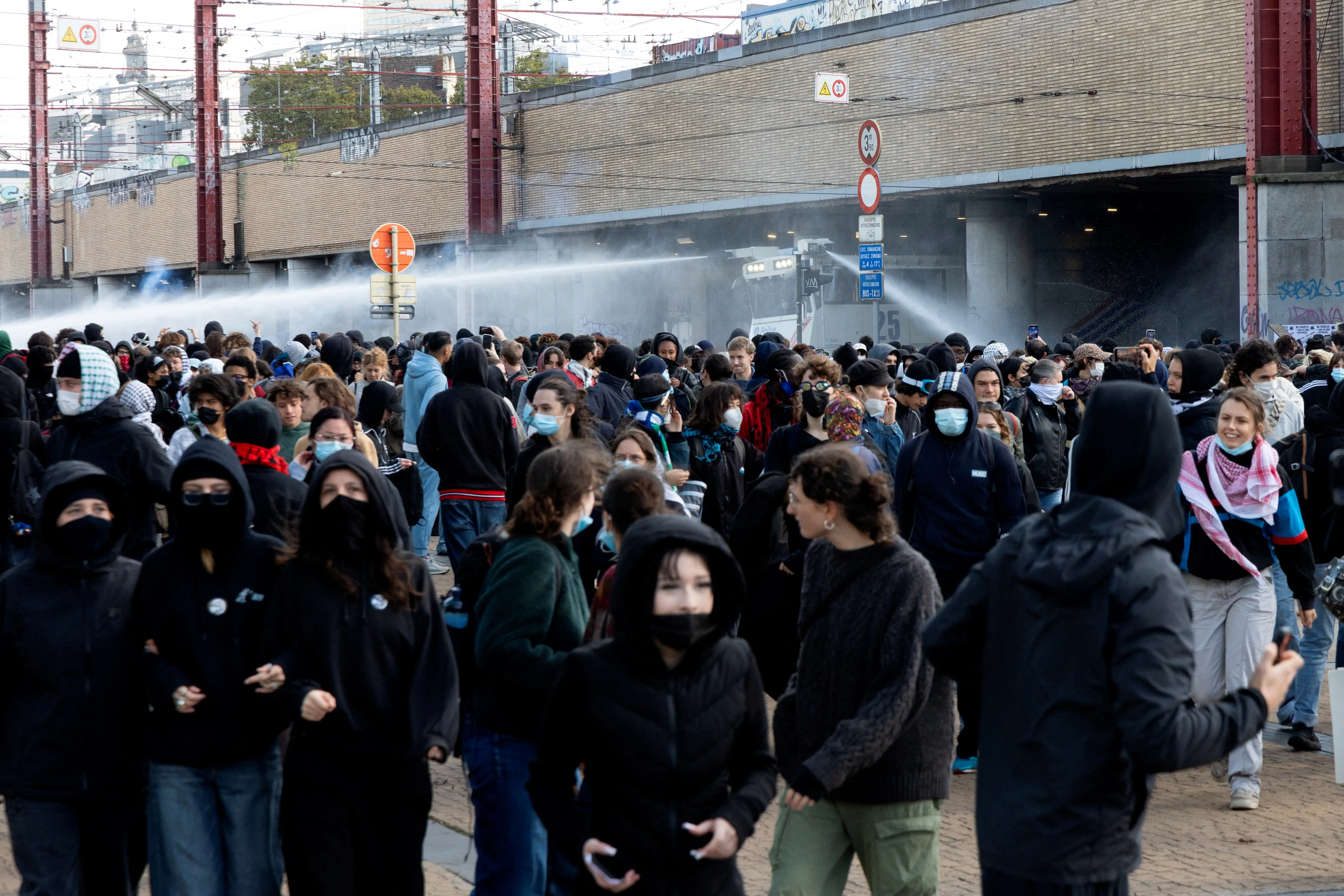 Riot police uses a water cannon as demonstrators gather during a youth protest in Brussels on October 17, 2026. (Photo by NICOLAS MAETERLINCK / Belga / AFP via Getty Images) / Belgium OUT