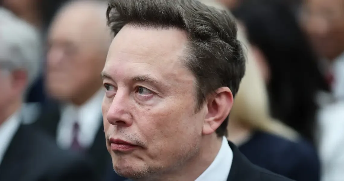 Elon Musk wants to give every American kid a piece of SpaceX. History shows what happens when millions become shareholders overnight.