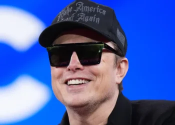 Smile, Elon, you’re on camera: SpaceX made its earnings call must-see TV for Musk fans