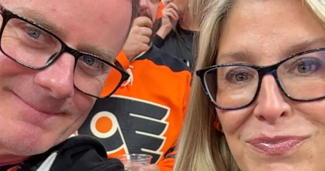 I didn’t realize how much I needed a happy moment until I saw 18,000 hockey fans cheering for a stranger